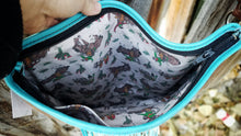 Load image into Gallery viewer, Turquoise floral purse