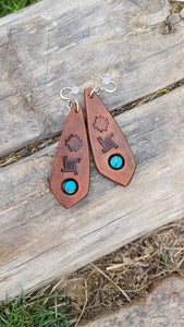 Leather and turquoise earrings