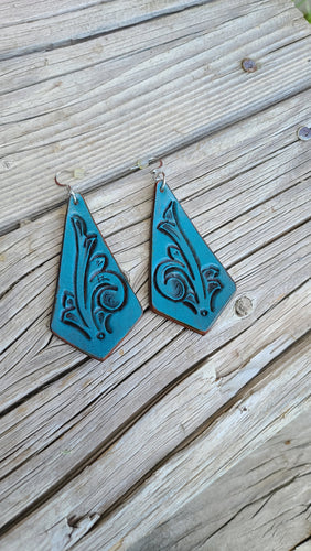 Leathet earrings